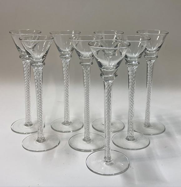 8 Hadeland "PINNAR F" glass