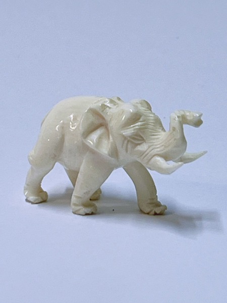 Elfenben figur "elefant"