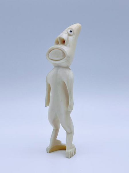 Inuit Tupilak Hvaltannfigur