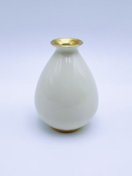 PP- Nora G. Art Deco Vase i elfenben farge