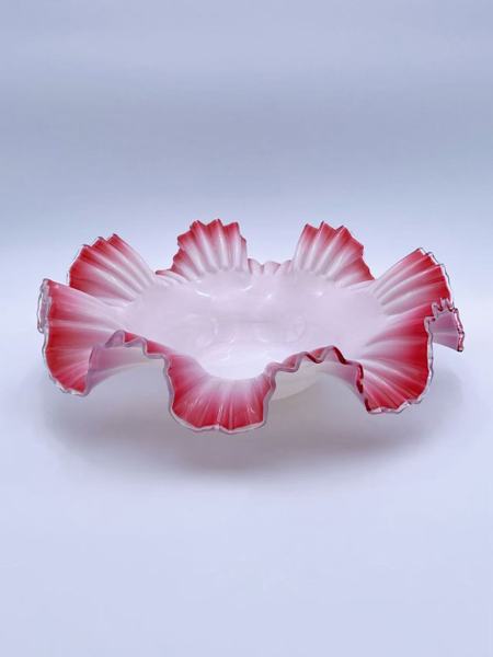 1800t Prydfat i rosa opalinglass 