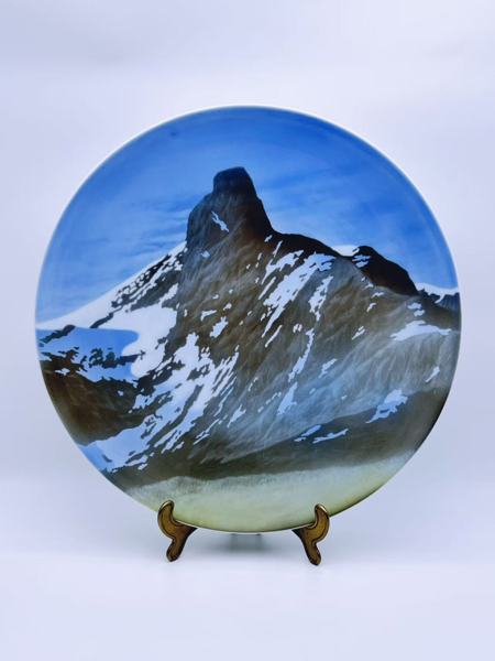 PP-Dia.41cm stort håndmalt fat "Romsdalshorn"