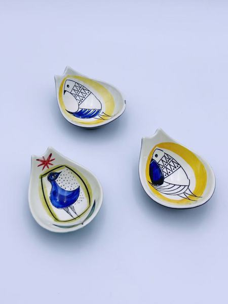 Inger Waage(1923-1995) Håndmalt "Fugl" skåler