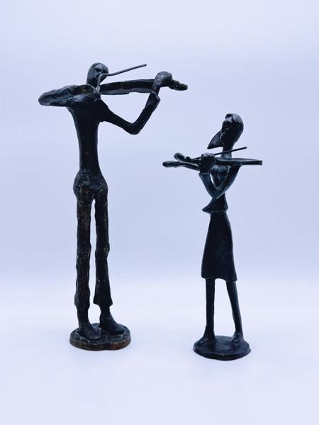 Skulptur i patinert bronse
