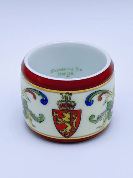 PP 1887-1911 Nordisk serviettring med riksvåpen