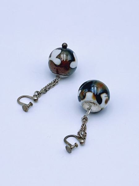 PP-Anne-Marie Ødegaard (1931-2007) håndmalt ørepynt