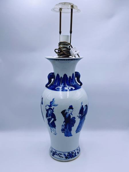 H 45 cm 18/1900t Kinesisk lampefot i porselen
