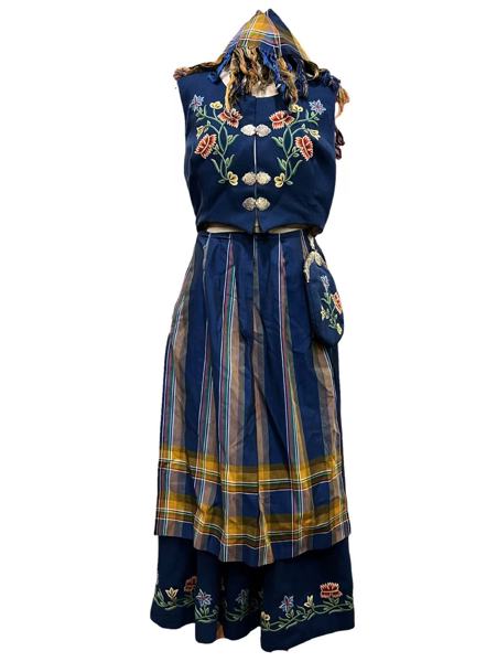 Nordlandsbunad med Veske og Sjal 