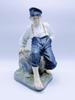 Royal Copenhagen Figur Nr. 1659 "Vogterdreng på Sten"