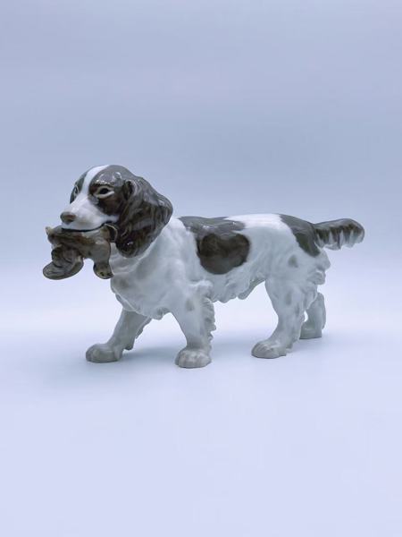B&G Nr. 2061 "Spaniel with Prey", Lauritz Jensen