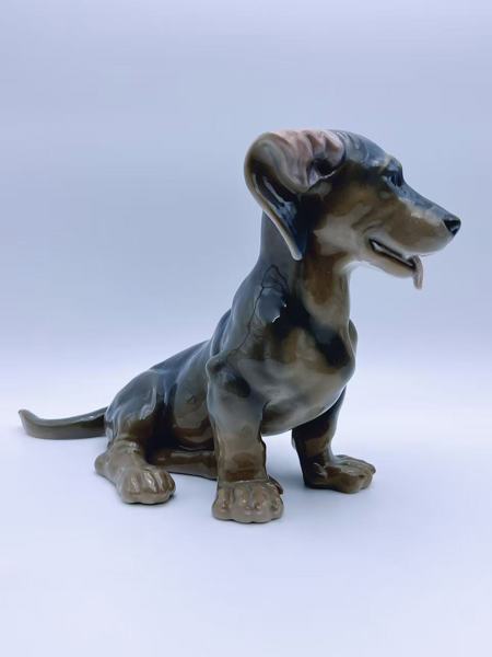 Royal Copenhagen "Dachshund", Nr. 856