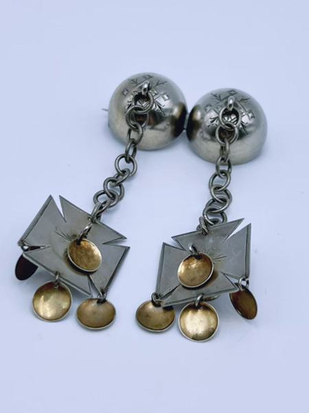 925s bunadssølv- Dobbel halsknapp