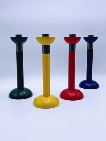 4 Lysestaker i malt tre. Sweden. 