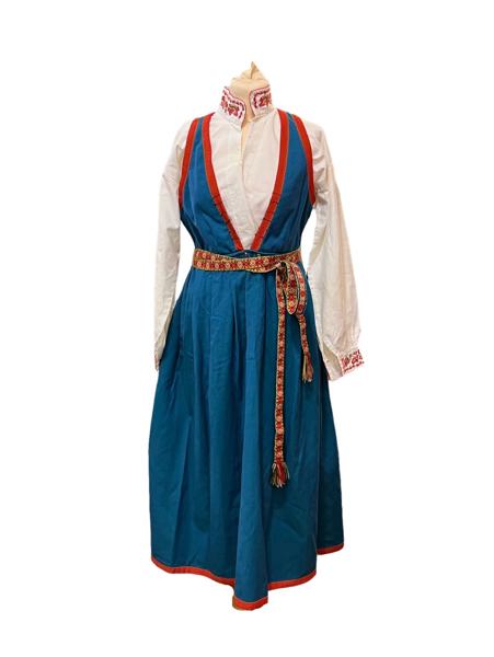 Vest-Telemark Blåtøysbunad