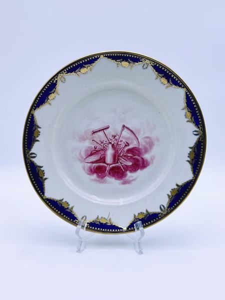 17/1800t Tournai Prydtallerken med håndmalt dekor