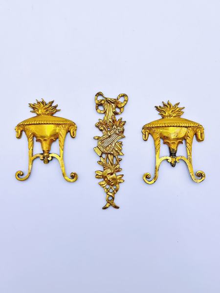 17/1800t Brennforgylt bronse ornament