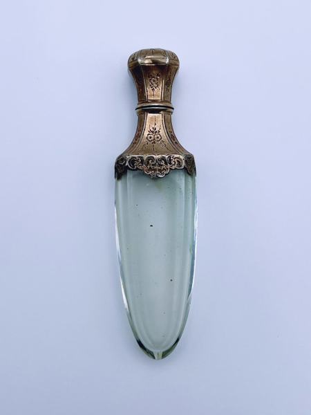 1800t Parfymeflaske, ant. Frankrike