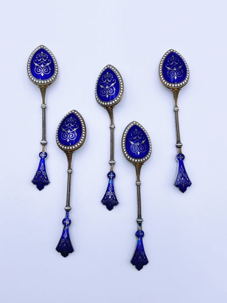 925s skjeer i sølv og blå emalje