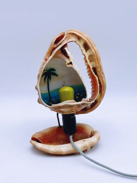 Lampe i skjell fra ca 1950 tallet