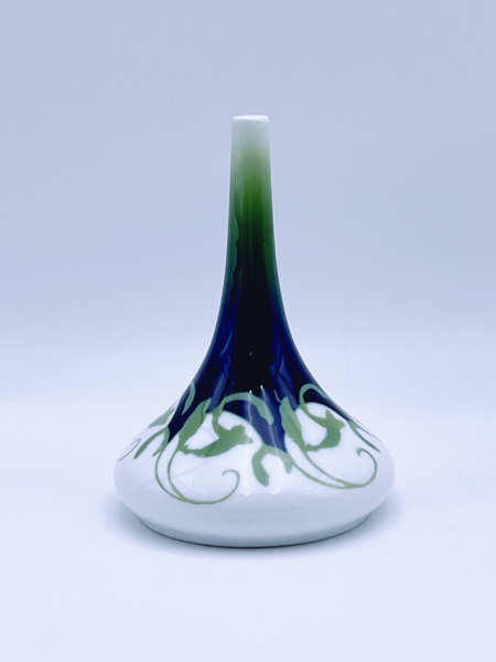 PP 1887-1911 Jugend vase
