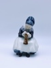 Royal Copenhagen Nr. 1314 figurinne "Amager Girl"