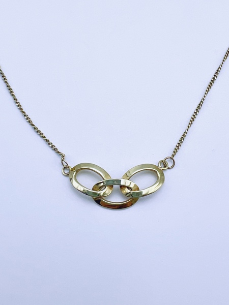 585 - Collier i gull  
