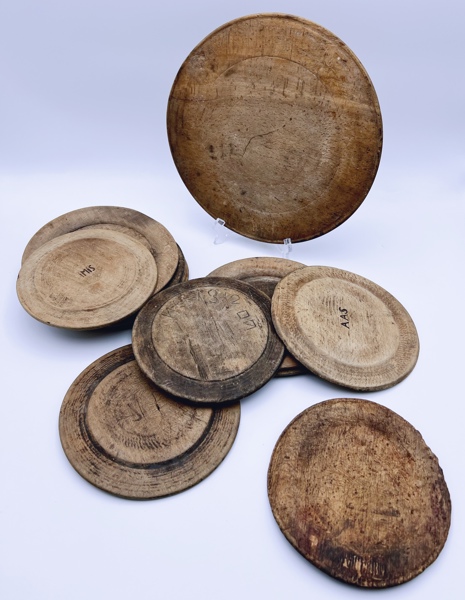 1800 talls trefat og tretallerker