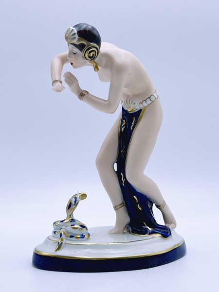 Royal DUX "Slangebesvergeren" Figurine  