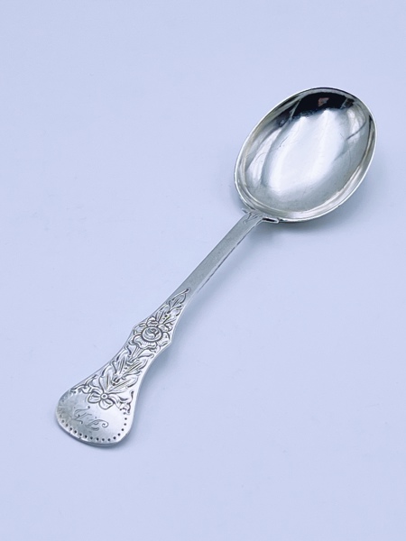 830S- Stor "Flat Rose" kompottskje