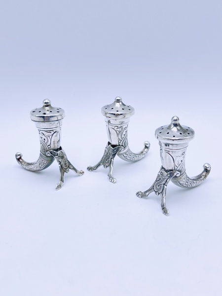 925S-Drikkehorn Salt og pepper-bøsser 