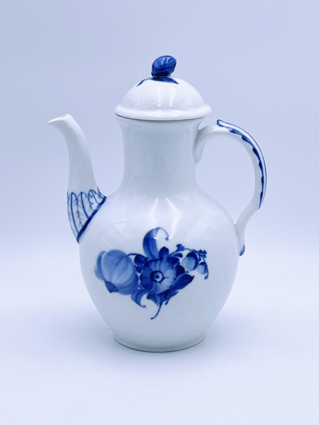 Royal Copenhagen "Blå Blomster" Kanne Nr. 10/8189